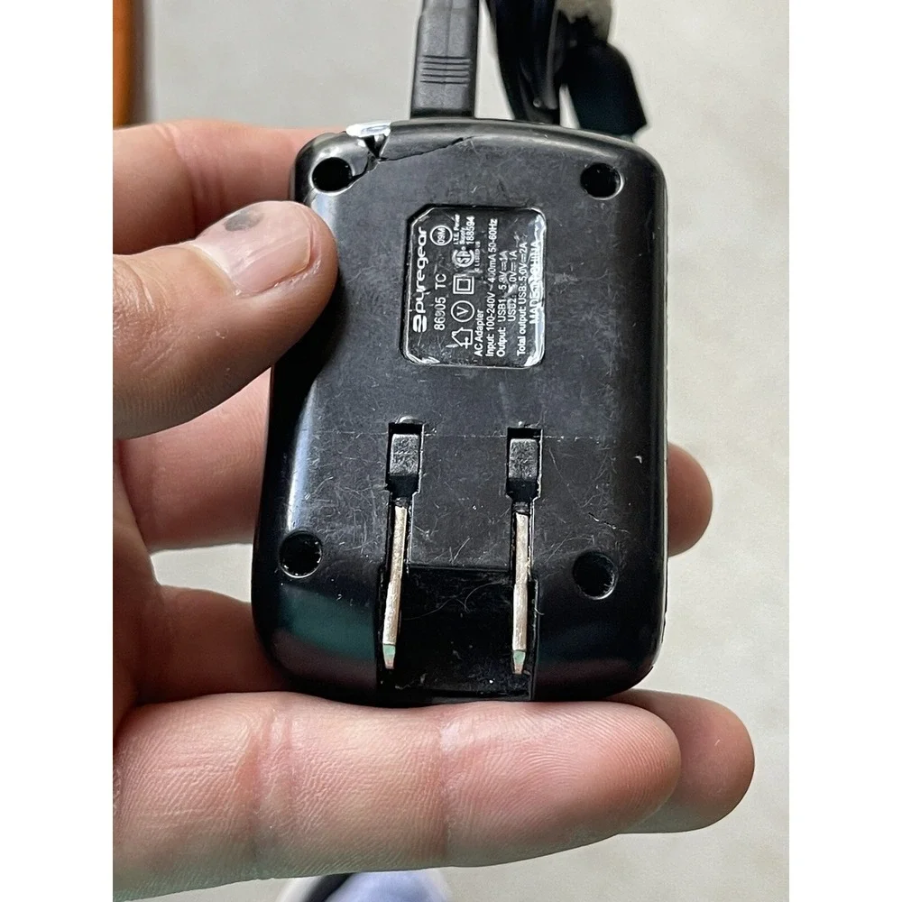 PureGear Universal USB AC Adapter Charger